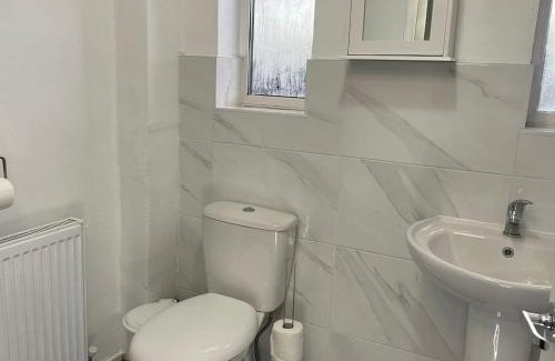 Willenhall Casa | M6 Jct 10 Contractor Ready Nr Willenhall Walsall