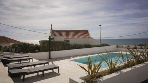 Praia das Macas Casa | Maçãs Home-Land Sea View at The Beach