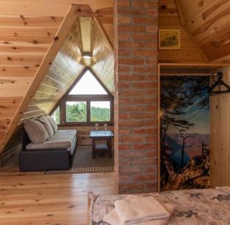 Bajina Basta Chalet De Esquí | Mašine kolibe