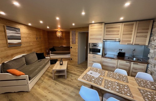 Eclose-Ouest Apartamento | ⛷Ma toute belle pépite, Pied des pistes, Piscine&Sauna, golf, résidence 4*