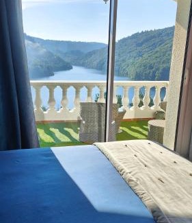 Miremont Casa | Ma villa au bord de l'eau