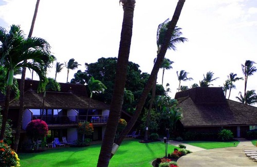 Kihei Hotel | Maalaea Surf #c-8 by Ali'i Resorts
