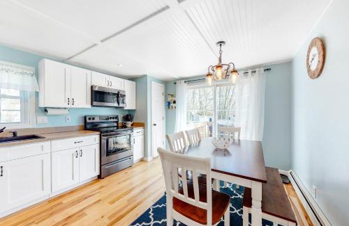 Boothbay Harbor Casa | Mabel's Maine Cottage