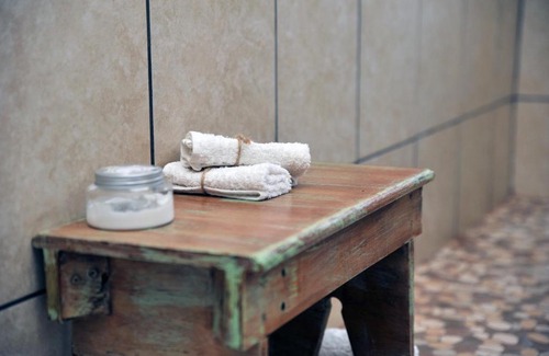 Robertson Casa | Mabet & Gabriella Guest Rooms
