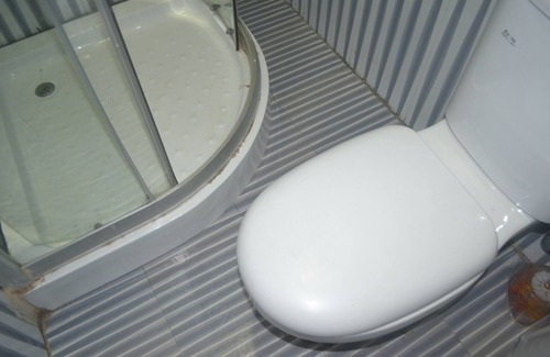 Surulere Hotel | Mac Dove Lounge & Suites ltd