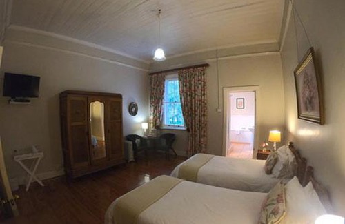 Ixopo Casa | Mac Nicol's Farm House B&B