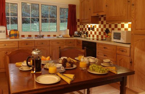 Cwrt Complejo | Macdonald Plas Talgarth Resort