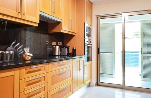 Machico Apartamento | Machico Beach, a Home in Madeira