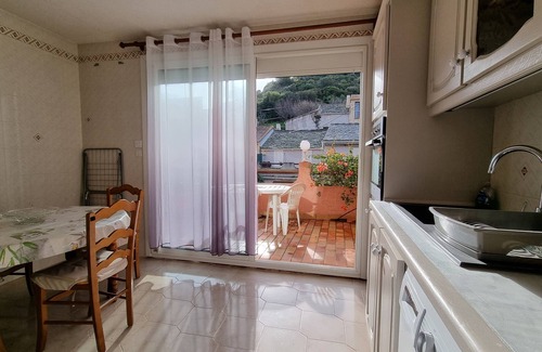 Rogliano Apartamento | Macinaggio apartment 100m2, 2 terraces, 3 bedrooms close to shops and sea.