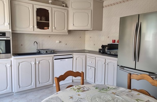 Rogliano Apartamento | Macinaggio apartment 100m2, 2 terraces, 3 bedrooms close to shops and sea.