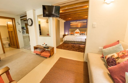 Glenwood Casa | Mackaya Bella Guest House