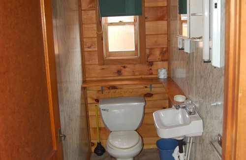 Hammond Casa | MacKenzie Cottage, MacKenzie Cottage at Camp Caledonia
