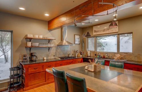 McCall Casa | Mackinaw Manor by Casago McCall - Donerightmanagement