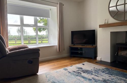Macosquin Casa | Macleary Farm Cottage