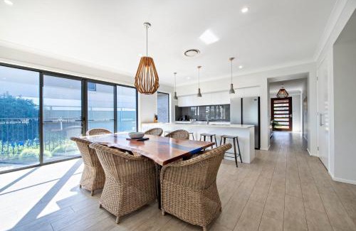 Dubbo Casa | Macquarie Entertainer - Pool Retreat, Pet Friendly