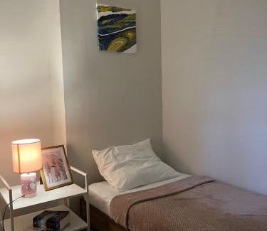 Mactan Export Processing Zone Casa | Mactan Cebu Guesthouse - ideal for groups - save more, stay together