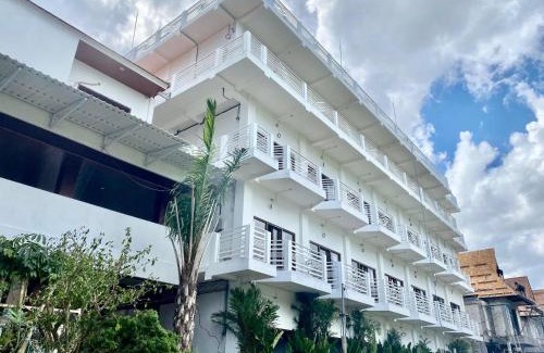 Batu Bolong Hotel | Made Canggu 77 Managed by Manara