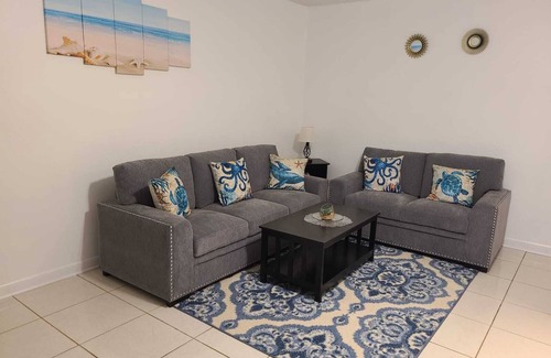 Madeira Beach Complejo | Madeira Beach Florida Vacation Rentals - ROYAL REXHOST RESORTS - Yacht Club