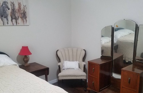 High Springs Cama Y Desayuno | Madeline's Starlight Inn with southern breakfast