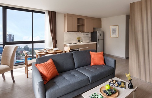 Si Racha Apartamento | Madera Residence Siracha
