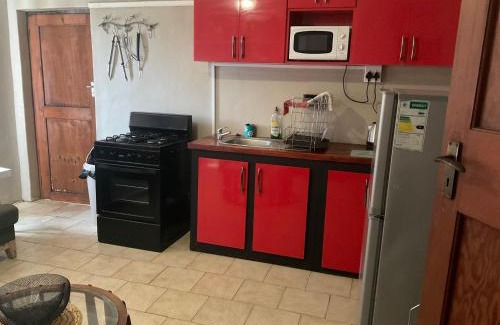 Amanzimtoti Casa | MadhMaven Insights