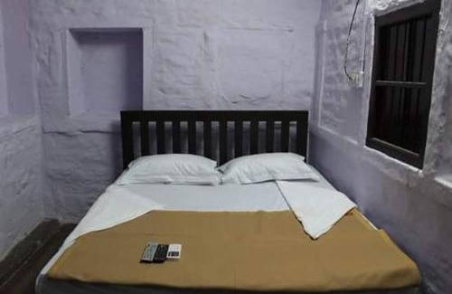 Gulab Sagar Casa | Madhur Villa Guest House
