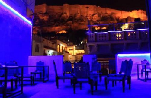 Gulab Sagar Casa | Madhur Villa Guest House