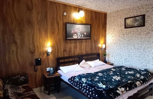 Kaul Hotel | Madhuvan Cottage Home Stay