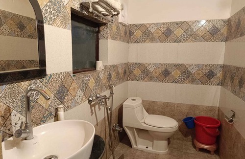 Kaul Hotel | Madhuvan Cottage Home Stay