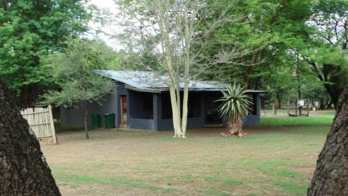 Ramotshere Moiloa Chalet De Esquí | Madikwena Crocodile and Game Farm