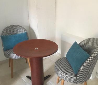 Saint-Aignan Cama Y Desayuno | Madinina'S Cube