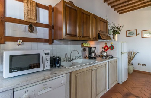 Casamaggiore Apartamento | Madone 3, apartamento en un agriturismo. Piscina, WiFi, tenis