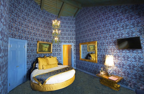 San Luis Obispo Hotel | Madonna Inn