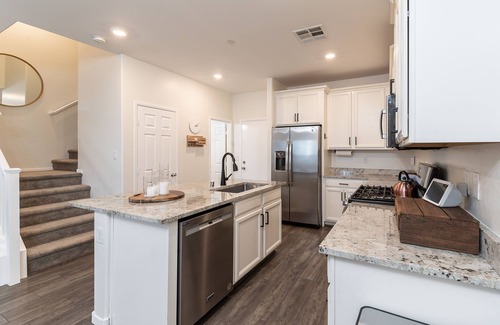 Rhodes Ranch Casa | Madori Vista in the Prominent Southwest. 31+ days only