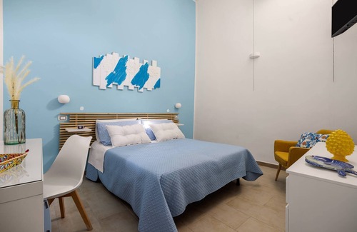 Terrasini Cama Y Desayuno | Madre Terra Airport Rooms and Suites