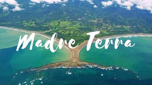 Uvita Cama Y Desayuno | MADRE TERRA
