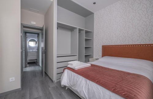 Ciudad Lineal Casa | Madrid Modern Apartment