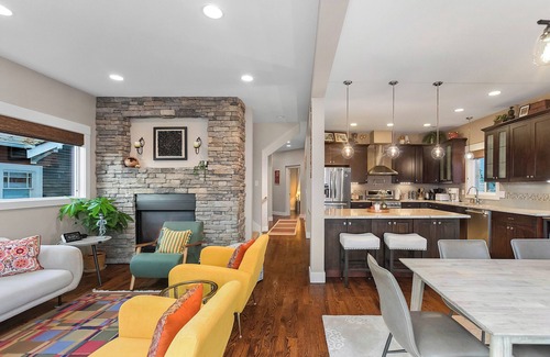Madrona Casa | Madrona Bliss A Modern Escape