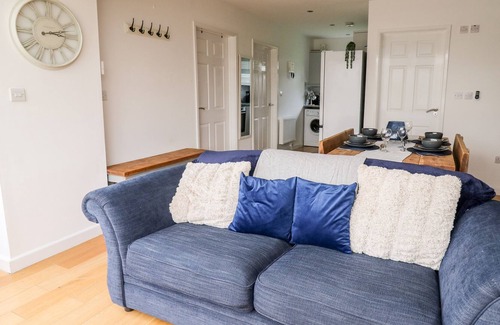 Ciliau-Aeron Cabina | MAES GLAS, pet friendly, with a garden in Ciliau Aeron