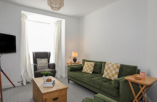 Nefyn Casa | Maes Y Ddol