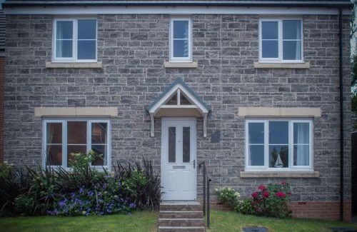 Narberth Casa | Maes Yr Odyn - 3 Bedroom Holiday Home - Narberth