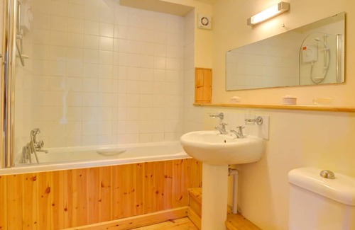 Ganllwyd Casa | Maesgwm Barn in the beautiful Dolgellau