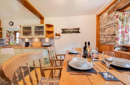 Ganllwyd Casa | Maesgwm Farm Cottage