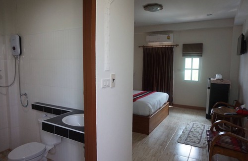 Mae Sot Hotel | Maesot Siri Hotel