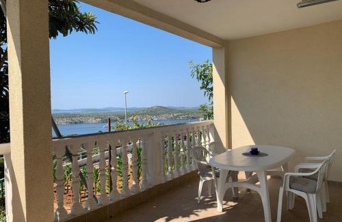 Meterize Apartamento | Maestral Suites