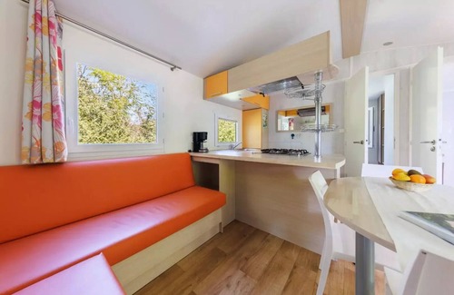 Chatel-Guyon Casa | Maeva Respire campsite in La Croze *** - 3 Room Relaxation Mobile Home 4 People + TV