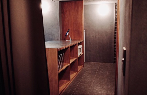 Sumoto Onsen Apartamento | MAGATAMAINN 1st floor DOMA SUITE Dirt floor sui / Sumoto Hyōgo