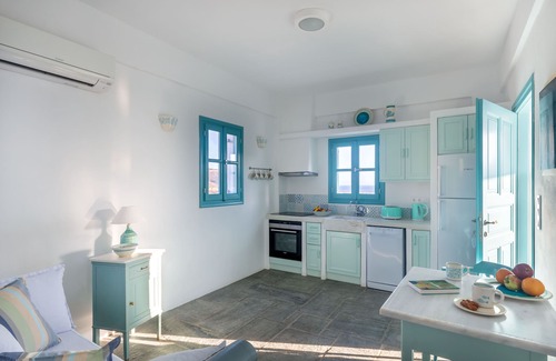 Ios Casa | Magganari ViewVillage I, piscina compartida / barbacoa, isla de Ios, 5 'a pie de playa