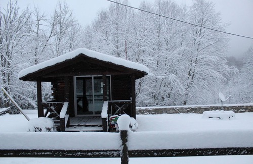 Cranberry Falls Cabina | Maggie Valley Cabin off the Blue Ridge Pkwy.