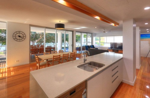 Horseshoe Bay Apartamento | Maggies Beachfront Apt. 3